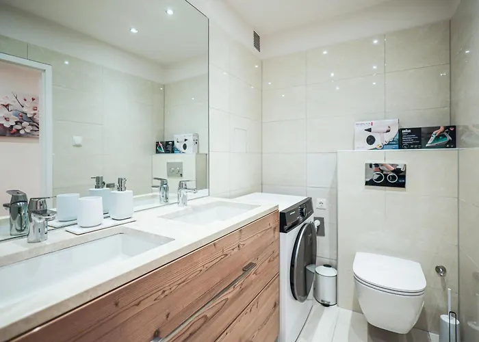 3 Bdr - Serenity, Right Near Vienna's Old